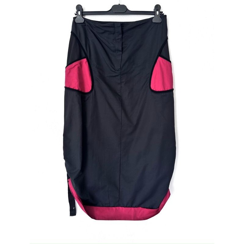 Jupe originale mi-longue - Taille 44 Jupe originale mi-longue - Taille 44