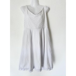 Robe brodée - Taille 46/48