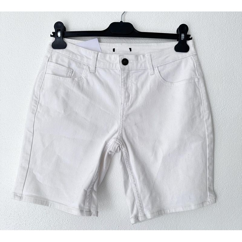 Short en jean - Taille 38 Short en jean - Taille 38