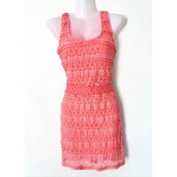Robe brodée