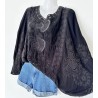 Haut chauve souris brodé