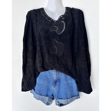 Haut chauve souris brodé