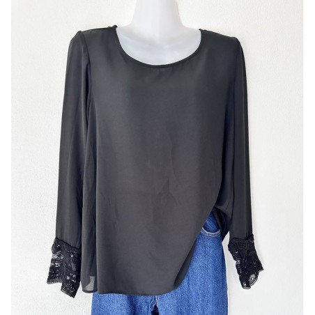 Blouse avec de longue manche