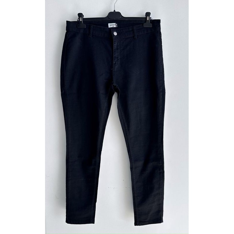 Jean skinny KIABI - Taille 44 Jean skinny KIABI - Taille 44
