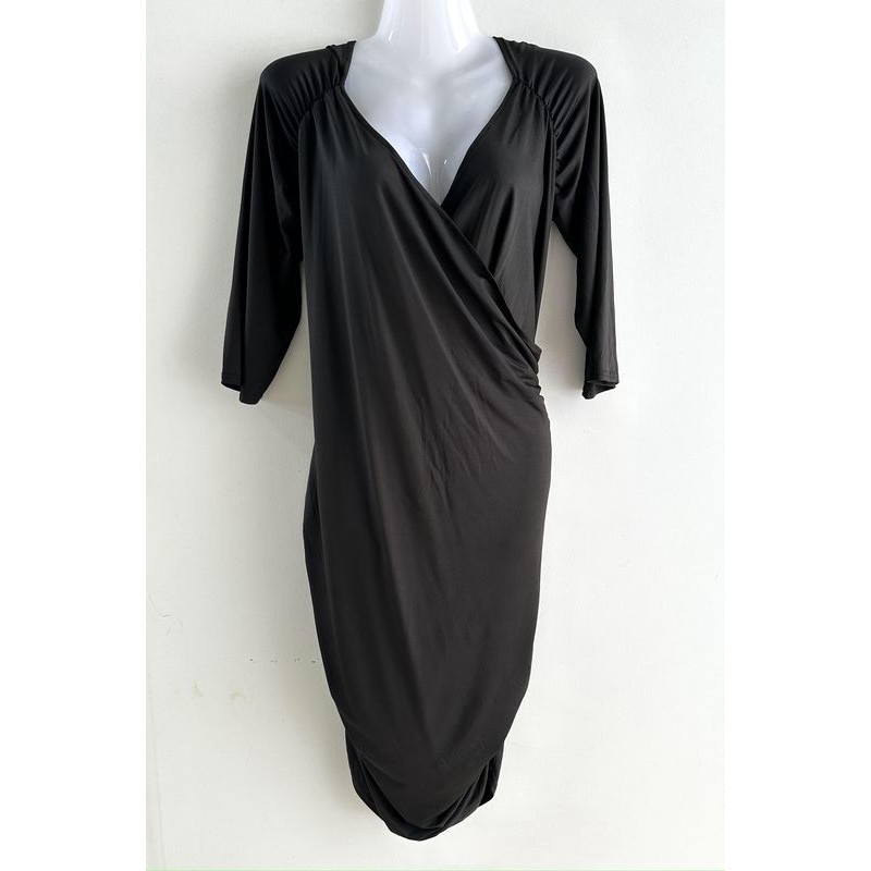 Robe noire extensible NEUVE - T44/46 Robe noire extensible NEUVE - T44/46