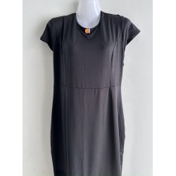 Robe noire extensible